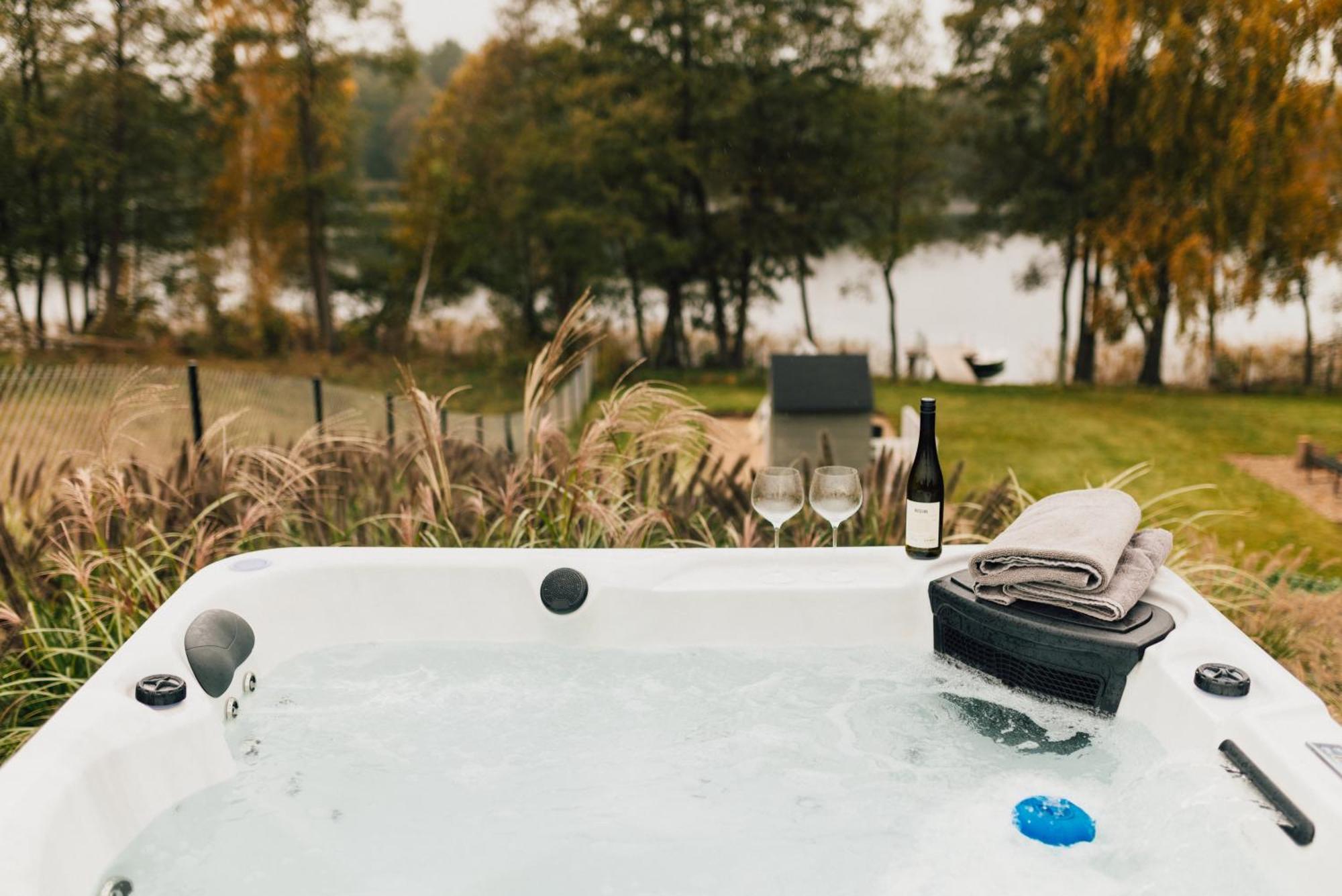 Kalwa Lake House - Dom Nad Jeziorem Z Prywatnym Pomostem I Jacuzzi Oraz Sprzetem Wodnym Passenheim Exterior foto